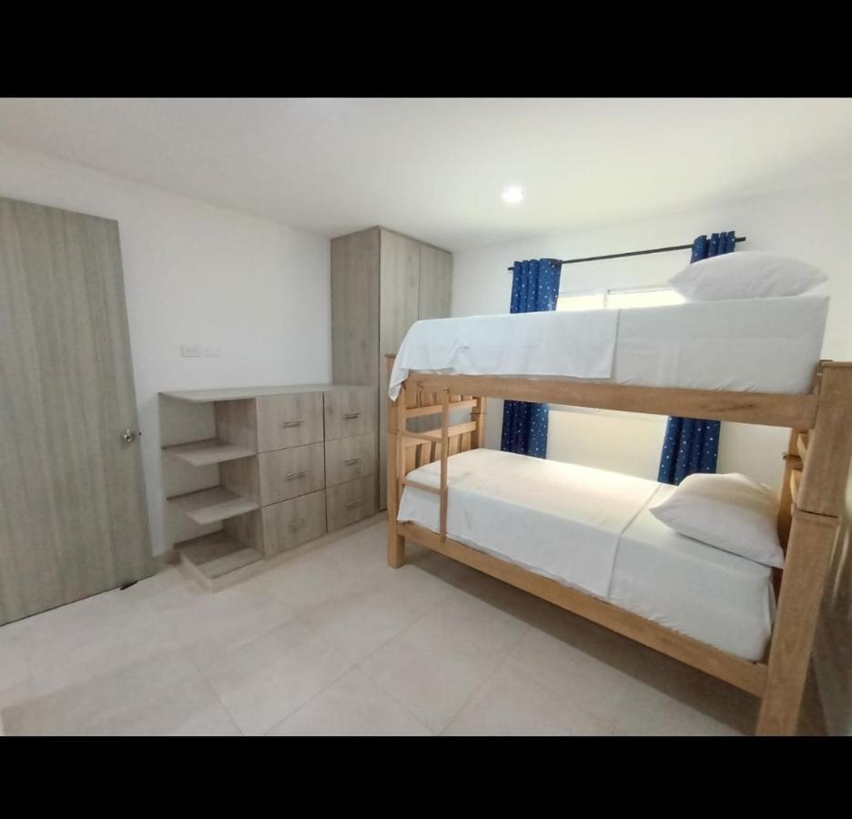 Apartamento Nuevo A Una Cuadra Del Rodadero Gaira Exterior foto